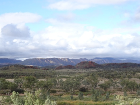 Là, où je travaille, à 200 kilomètres d'Alice Springs dans le parc national MacDonnell